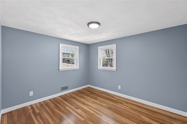 45 Winthrop Road, Warwick, RI 02888