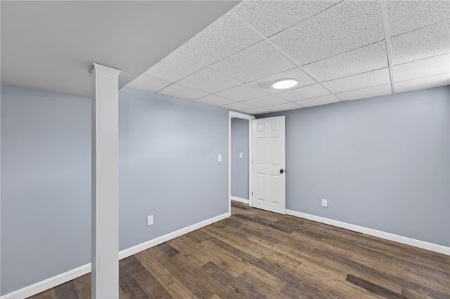 45 Winthrop Road, Warwick, RI 02888