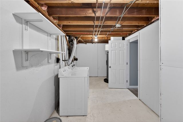 45 Winthrop Road, Warwick, RI 02888