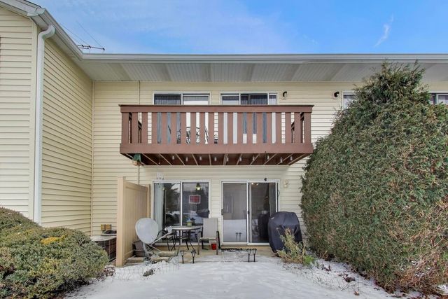 355 Wilmington Drive C1, Bartlett, IL 60103