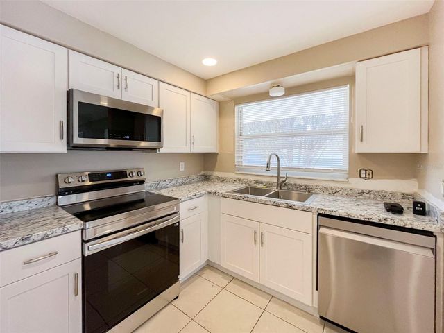 5001 BELL MEADE DRIVE, Sarasota, FL 34232