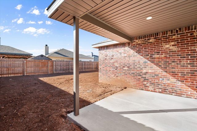 2415 Aberdeen Avenue, Wolfforth, TX 79382