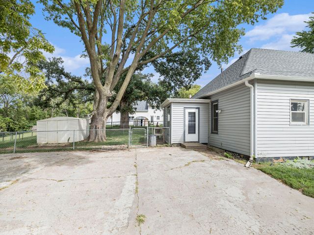 608 N LOCUST Street, Glenwood, IA 51534