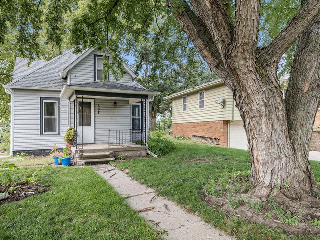 608 N LOCUST Street, Glenwood, IA 51534