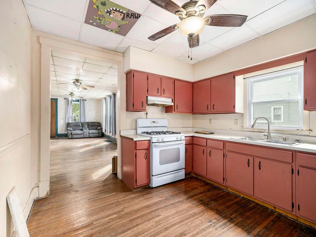 608 N LOCUST Street, Glenwood, IA 51534