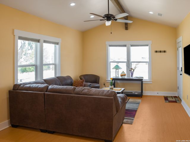 21419 us highway 90, Sabinal, TX 78881