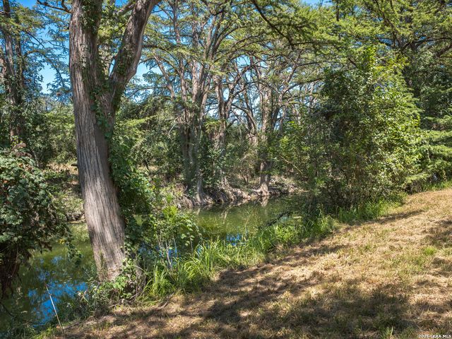 21419 us highway 90, Sabinal, TX 78881