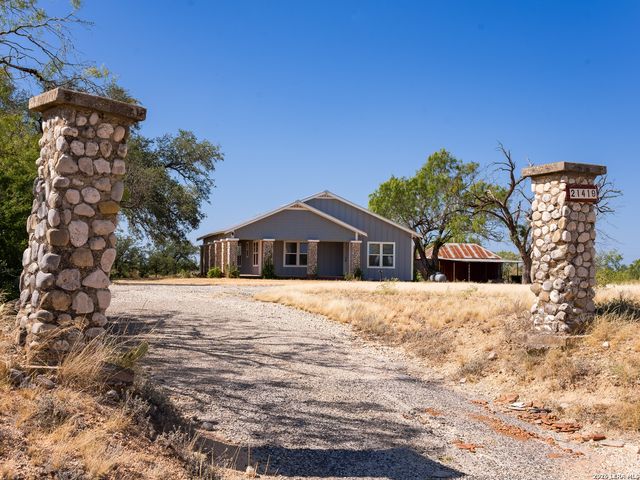 21419 us highway 90, Sabinal, TX 78881