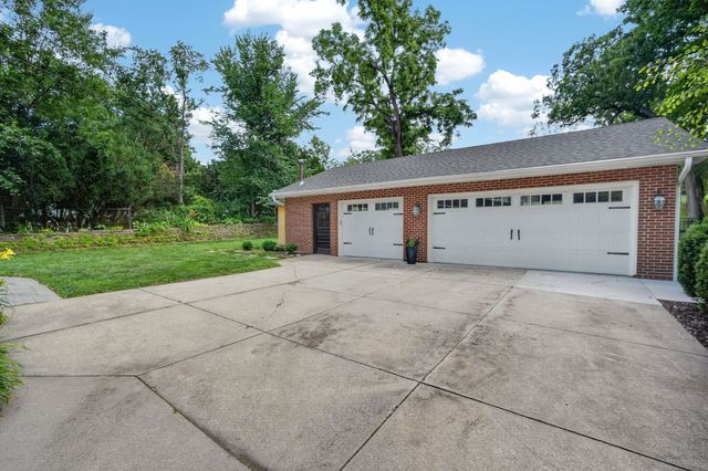 5136 Shriver Avenue, Des Moines, IA 50312