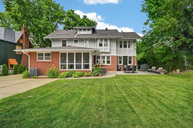 5136 Shriver Avenue, Des Moines, IA 50312