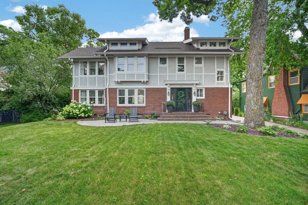 5136 Shriver Avenue, Des Moines, IA 50312