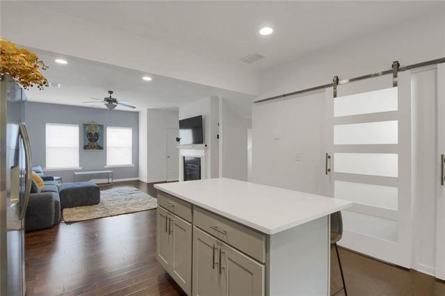 859 SW Society Circle SW, Atlanta, GA 30331