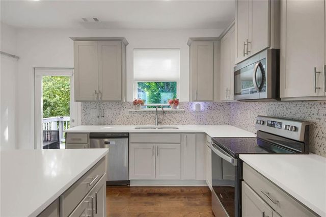 859 SW Society Circle SW, Atlanta, GA 30331