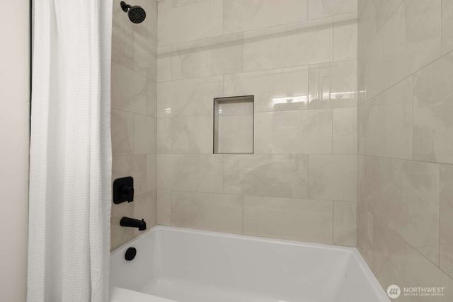 10811 NE 154th Court, Bothell, WA 98011