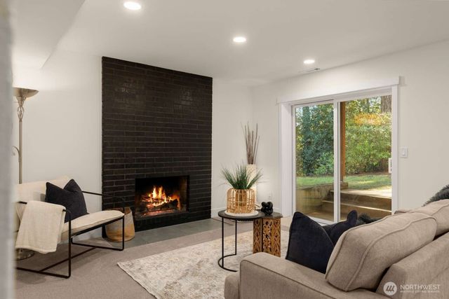 10811 NE 154th Court, Bothell, WA 98011