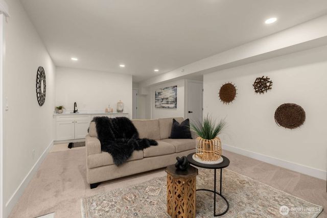 10811 NE 154th Court, Bothell, WA 98011