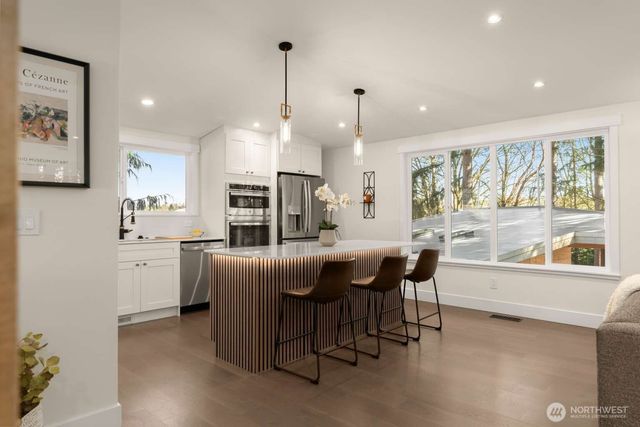 10811 NE 154th Court, Bothell, WA 98011