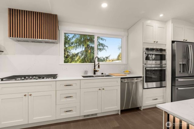 10811 NE 154th Court, Bothell, WA 98011