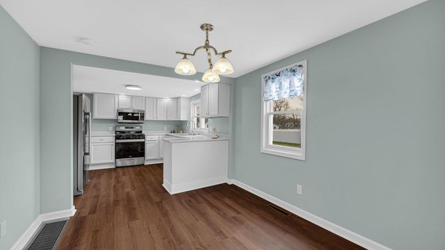 337 N Dearborn Street, Hobart, IN 46342