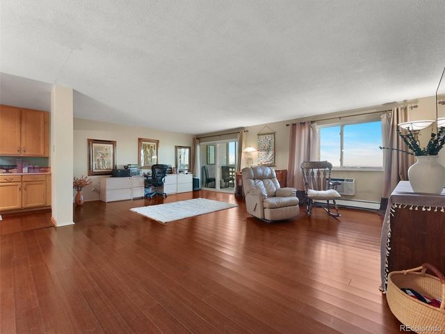 9335 E Center Ave 8C, Denver, CO 80247