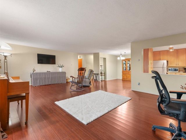9335 E Center Ave 8C, Denver, CO 80247