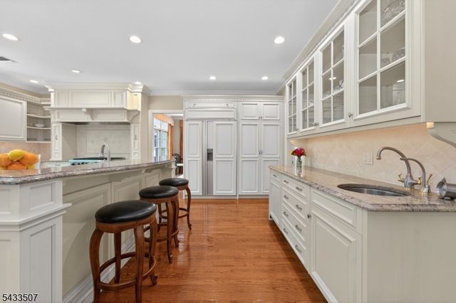 9 Haven Hill Rise, Raritan Twp., NJ 08822