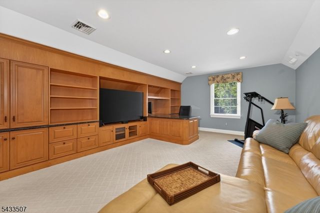 9 Haven Hill Rise, Raritan Twp., NJ 08822
