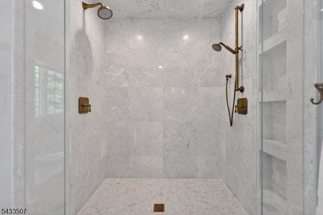 9 Haven Hill Rise, Raritan Twp., NJ 08822