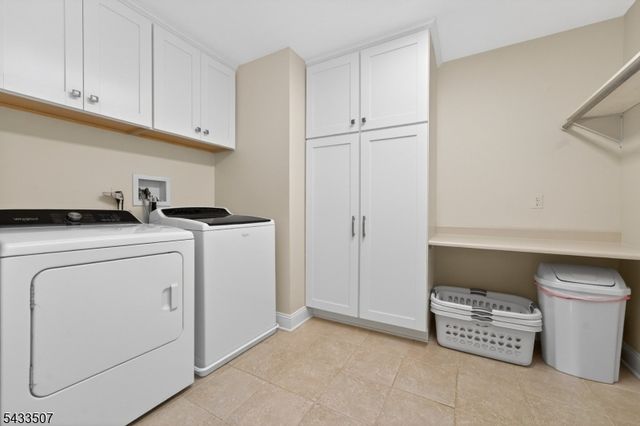 9 Haven Hill Rise, Raritan Twp., NJ 08822