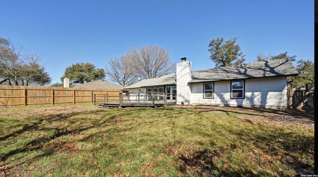 1017 CRIPPLE CREEK DR, Austin, TX 78758