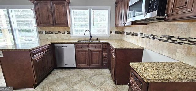 1752 Parkhill Drive, Decatur, GA 30032