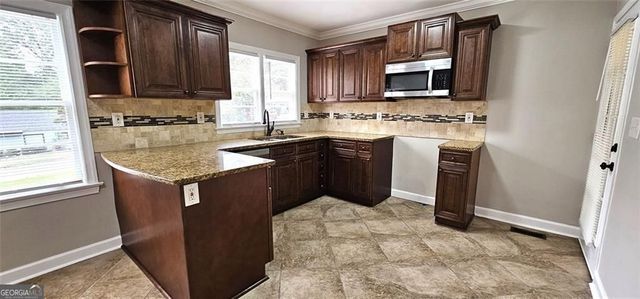 1752 Parkhill Drive, Decatur, GA 30032