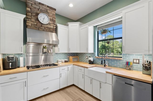 8501 NATURES HAMMOCK TRAIL, Kissimmee, FL 34747