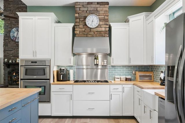 8501 NATURES HAMMOCK TRAIL, Kissimmee, FL 34747