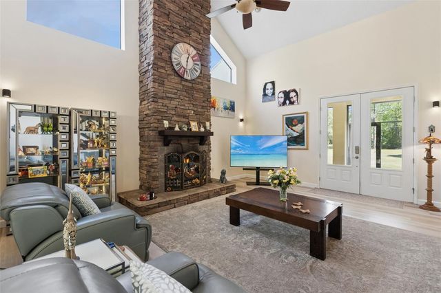 8501 NATURES HAMMOCK TRAIL, Kissimmee, FL 34747