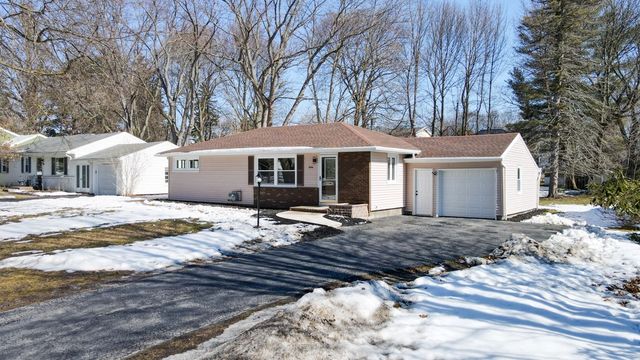 80 Alaimo Drive, Brighton, NY 14625