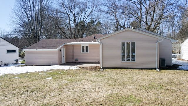 80 Alaimo Drive, Brighton, NY 14625