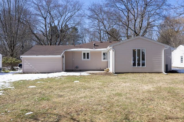 80 Alaimo Drive, Brighton, NY 14625