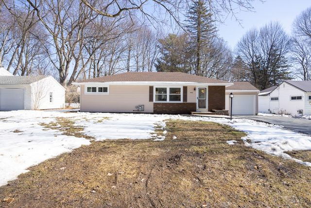 80 Alaimo Drive, Brighton, NY 14625