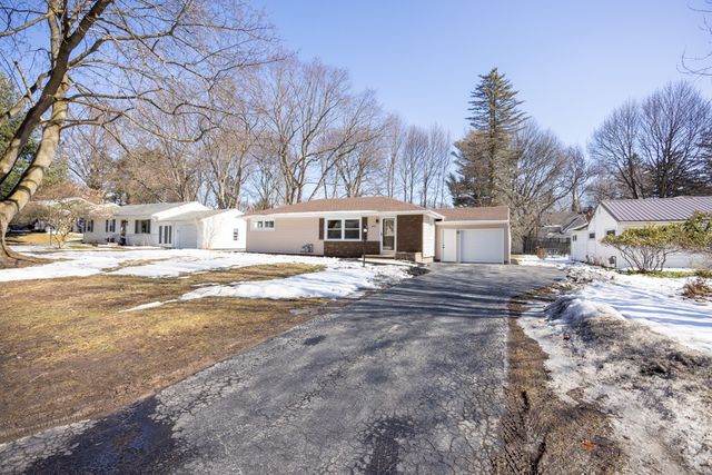 80 Alaimo Drive, Brighton, NY 14625