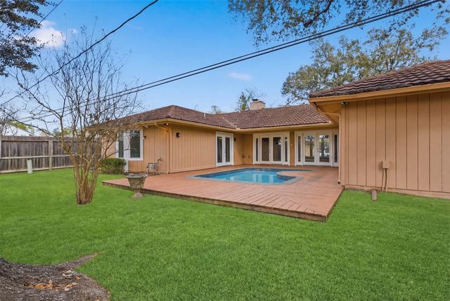 210 Big Hollow Lane, Houston, TX 77042