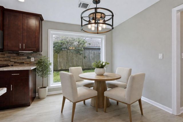 210 Big Hollow Lane, Houston, TX 77042