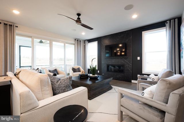 41800 PRESTON FALLS WAY, Ashburn, VA 20148