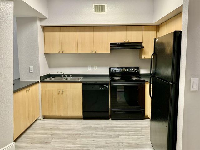 520 S ARMENIA AVENUE 1235, Tampa, FL 33609
