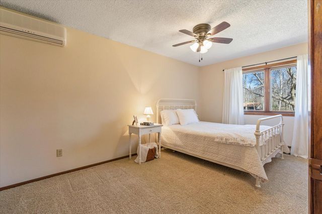 6083 Knollwood Court, Baxter, MN 56425