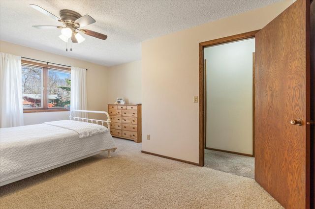 6083 Knollwood Court, Baxter, MN 56425