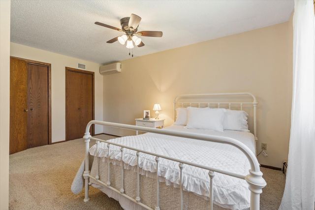 6083 Knollwood Court, Baxter, MN 56425