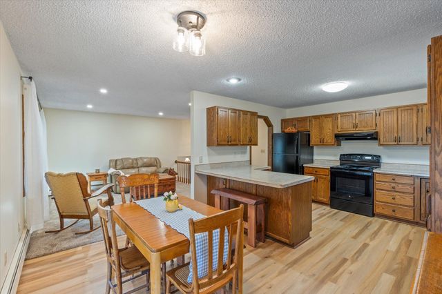 6083 Knollwood Court, Baxter, MN 56425
