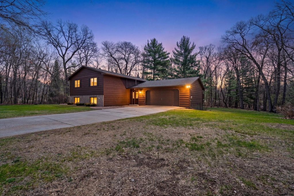 6083 Knollwood Court, Baxter, MN 56425