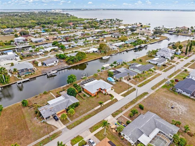 125 BALDWIN COURT SE, Port Charlotte, FL 33952